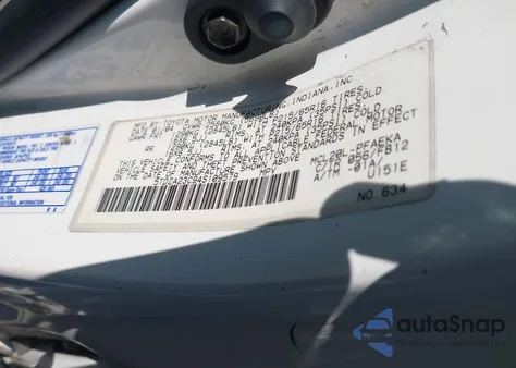 2004 Toyota Sienna Le z USA, uszkodzony, nr VIN 5TDZA23C94S109579